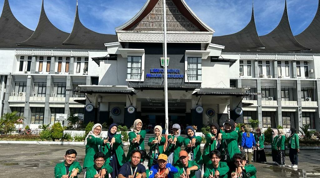 Puluhan Mahasiswa Unand KKN di Nagari Lurah Ampalu Padang Pariaman, 40 Hari Mengabdi