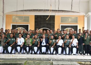 Dukung FOLU Net Sink 2030, Semen Padang Sosialisasikan Kaliandra Merah kepada Babinsa dan HIPAKAD