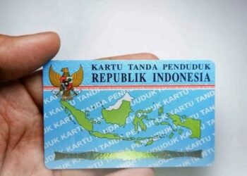 Layanan Jemput Bola Rekam E-KTP ke Sekolah, Banyak Murid Enggan Foto Menggunakan Seragam