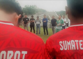 Tim Sepak Bola Sumbar Finalisasi “Entry by name” 23 Pemain Porwil XI 2023 dengan Latihan Bersama Fauzitama FC