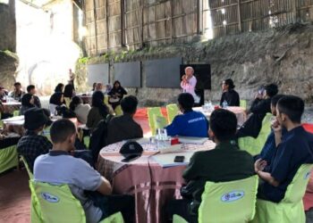 Tertarik dengan Indarung I, Prodi Arsitektur UBH Laksanakan Kuliah Dasar di Semen Padang