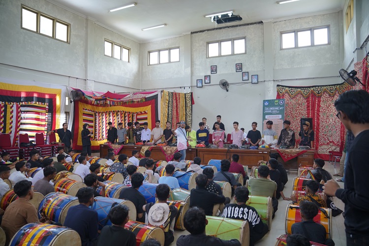 Besok, Gelaran Gelanggang Arang Tampilkan Tradisi Budaya Anak Nagari di Jalur Kereta Api Kayu Tanam