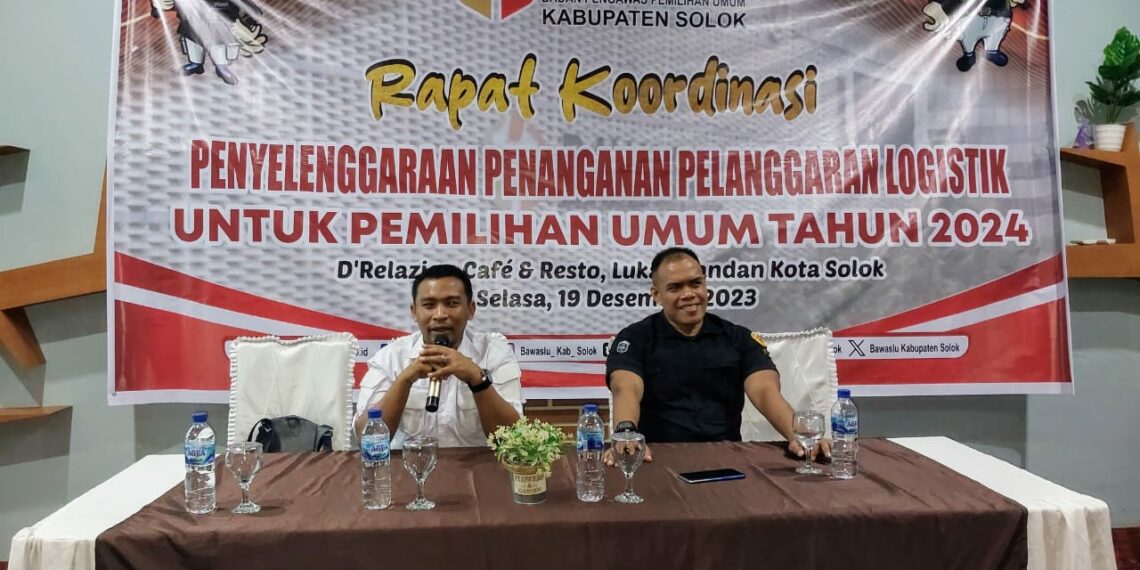 Cegah Pelanggaran Pemilu pada Tahapan Logistik, Bawaslu Kabupaten Solok Gelar Rakor