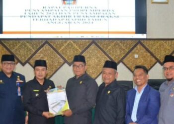 APBD 2024 Kota Padang Rp2,57 Triliun, Wawako Ekos Albar: TAPD Perhatikan dan Tindaklanjuti Saran DPRD