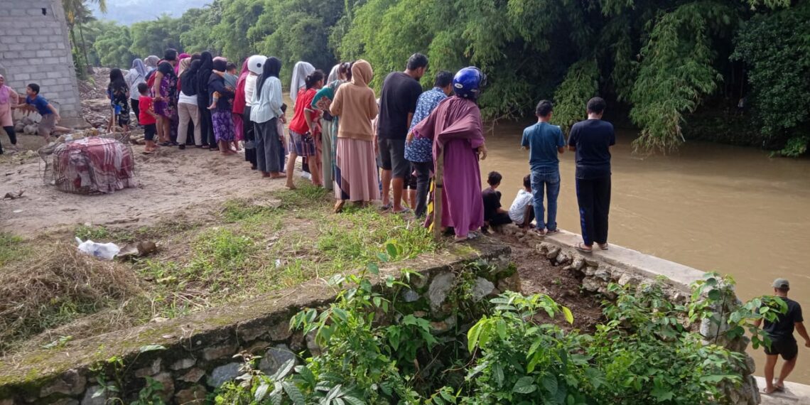 Mandi di Sungai, Bocah 12 Tahun di Kota Solok Tewas Tenggelam