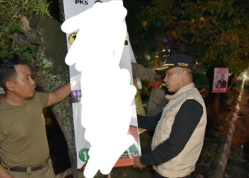 Pimpin Operasi Penertiban APK dan BK, Wawako Ekos Albar: Kota Padang Harus Tertib Sesuai Aturan