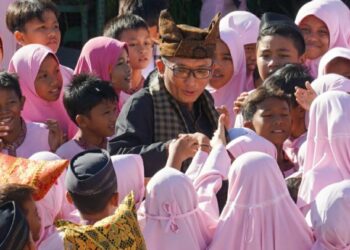 Program Mulok Keminangkabauan di Kalangan Pelajar Tanamkan Nilai ABS-SBK Kepada Generasi Muda