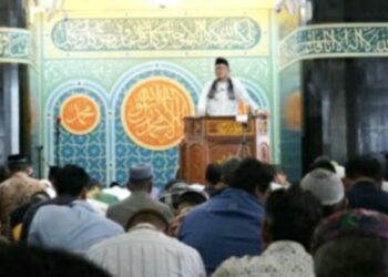Khatib Jumat Di Masjid Taqwa, Wali Kota Hendri Septa: Perbanyak Amal Ibadah Sebelum Ajal Menjemput