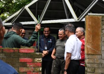 Berkunjung ke Semen Padang, Danrem 032/Wirabraja Terkesan dengan Produk SEPABLOCK