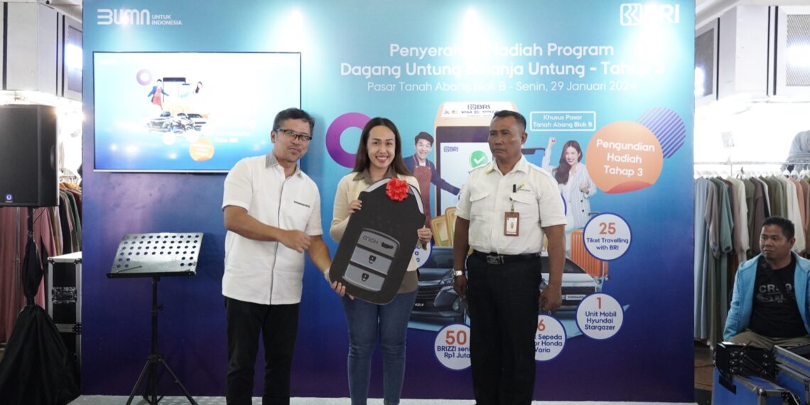 Dorong Peningkatan Omset Penjualan UMKM, BRI Bagikan Hadiah Undian Promo di Pasar Tanah Abang