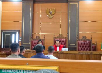 Melanggar Perda, Pengadilan Negeri Padang Sidang 4 Pedagang Kaki Lima dan 1 Pemilik Kafe