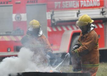 Semen Padang Gelar SHE Challenge