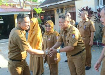 Terkait Pelayanan Publik, ASN Tiga OPD Pemko Padang Dapat Pesan Penting dari Ekos Albar