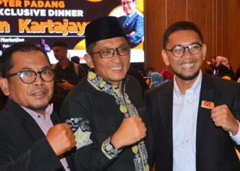 Hendri Septa Hadiri Pelantikan Pengurus IMA Chapter Padang 2023-2025