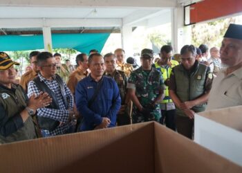 Besok Pemilu 2024, Wali Kota Bersama Gubernur Tinjau TPS di Kota Padang