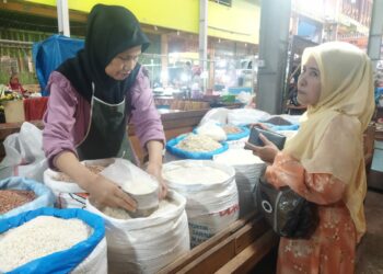 Harga Beras di Solok Melambung Tinggi