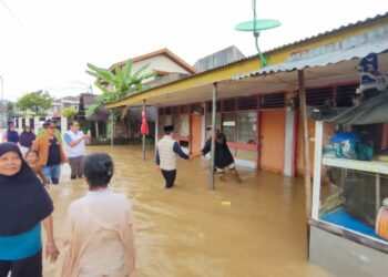 Empat Kelurahan di Kota Solok Terendam Banjir, Ketinggian Air Mencapai Satu Meter
