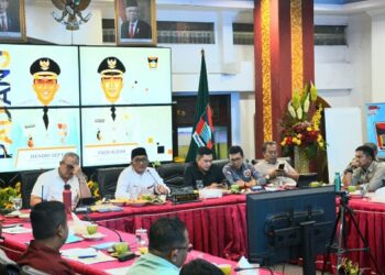 Wali Kota Padang Kumpulkan Semua Camat, Evaluasi Penanganan Bencana Banjir