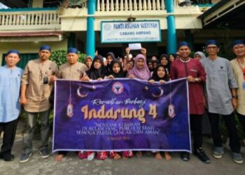 Karyawan Pabrik Semen Padang Santuni Anak Yatim di Tiga Panti Asuhan