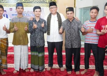 Safari Ramadhan di Masjid Al Wustha, Hendri Septa Evaluasi Program Wajib Hafal Satu Juz Al-Qur’an