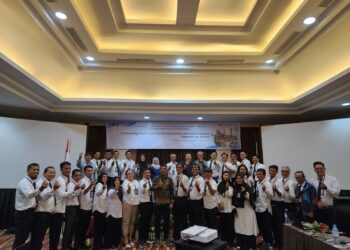 Dinas Pariwisata Sumbar Bersama Kemenparekraf Cetak 30 Trainer Pemandu Wisata di Sumbar