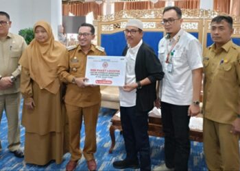 Semen Padang Salurkan 1000 Paket Sembako kepada Korban Erupsi Gunung Marapi