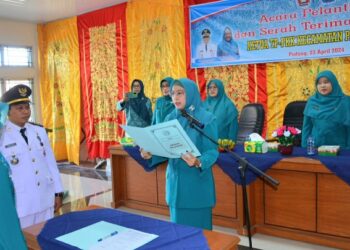Ny. Genny Lantik Ketua TP-PKK Padang Utara Ny. Hefni Sa’at