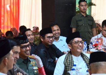 Hendri Septa dan Ekos Albar Kompak Hadiri Syukuran Kenaikan Pangkat Dandim 0312/Padang