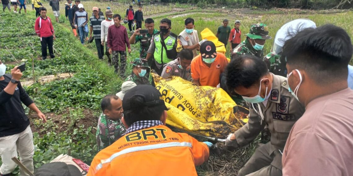 Mayat Perempuan Korban Banjir Bandang Agam Ditemukan di Lambah, Terseret 6 Kilometer dari Pusat Bencana