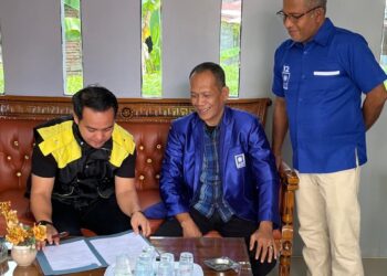 Siap Bertarung di Pilkada Kota Solok, Leo Murphy Daftar ke PAN dan Demokrat