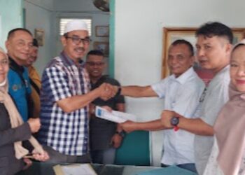 KLB PWI Sumbar Makin Kompetitif: Heranof Ambil Formulir Balon Ketua PWI, Eko dan Edy Incar Ketua DKP