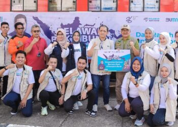 PT Pegadaian Bersama Relawan Bakti BUMN Berikan Bantuan Bencana Galodo Sumatera Barat