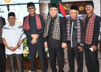 Ninik Mamak dan Bundo Kanduang Apresiasi Mulok Keminangkabauan Bagi Peserta Didik di Kota Padang