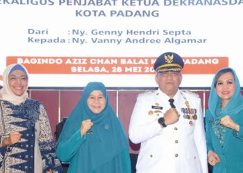Ny. Vanny Andree Algamar Resmi Jabat Pj Ketua TP-PKK dan Dekranasda Kota Padang