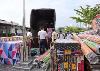 KAI Salurkan Bantuan Logistik Korban Bencana Tanah Longsor Hingga Banjir Lahar Dingin di Sumbar