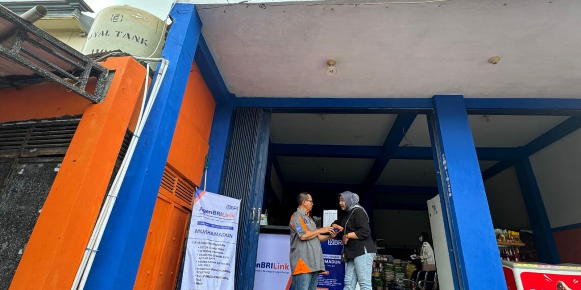 Ini Cara Unik AgenBRILink di Gresik Jawa Timur Jaga Pelanggan Tetap Setia