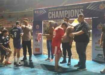 8 Tim Sepak Bola Usia Muda Wakil Sumatera Barat Bertarung di TopSkor Cup National Championship 2024