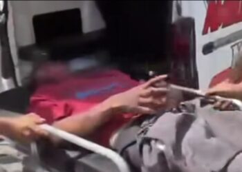 Truk Pengangkut Makanan Ringan Alami Rem Blong di Sitinjau Lauik Padang, 1 Orang Luka-luka