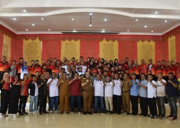 Wakili Sumbar, 128 Atlet Kota Padang Dilepas Menuju PON XXI-2024 Aceh dan Sumut