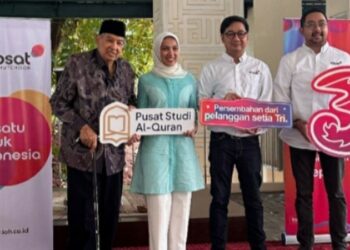 Melalui Brand Tri, Indosat Distribusikan Paket Kuota dan Router Internet untuk Ratusan Pesantren di Indonesia