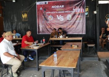 Nobar SPFC vs PSS Bersama Bang Levi, Hendri Septa-Hidayat Komit Majukan Olahraga Kota Padang