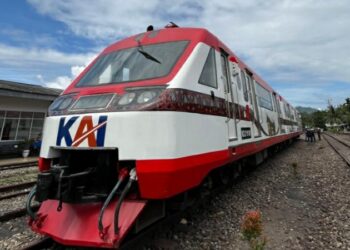 Berwisata Murah Hanya Rp5 Ribu dengan Kereta Api Lembah Anai