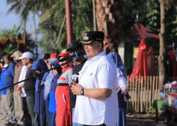 RSBG Usai, ASN Goro Bersama Bersihkan Sawah Solok