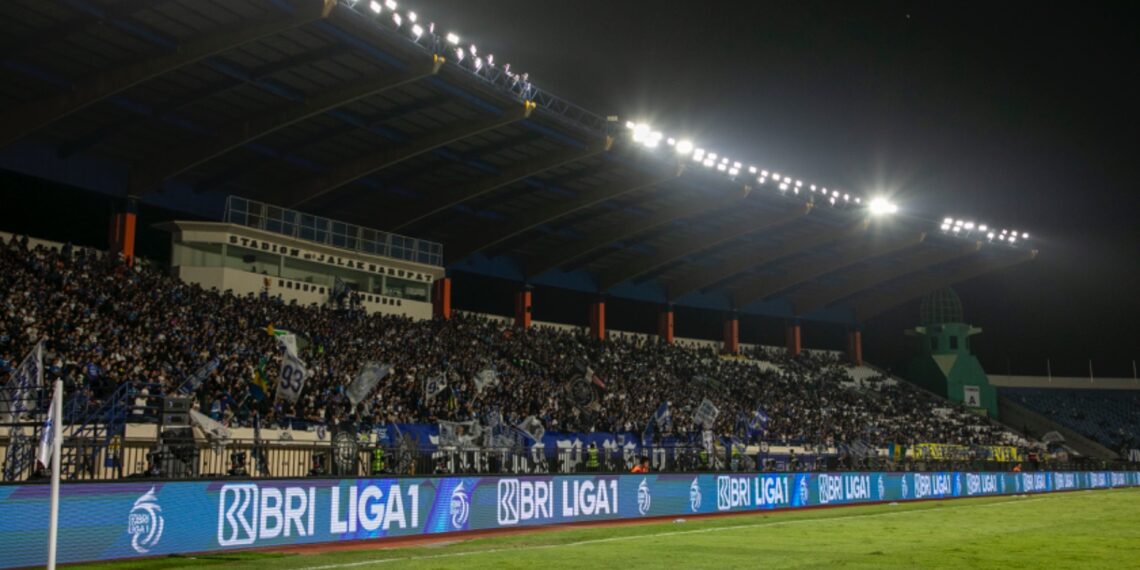 BRI Liga 1 Bergulir, Omzet UMKM Penjual Gorengan ini Meningkat Hingga Dua Kali Lipat