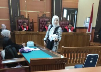 Sidang Dugaan Penggelapan Mobil, Oknum Ibu Bhayangkari Dituntut 3,5 Tahun Penjara