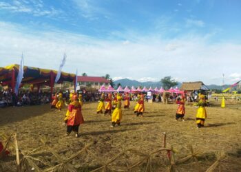 Tiga Hari Digelar di Hamparan Sawah,  Rang Solok Baralek Gadang Resmi Ditutup