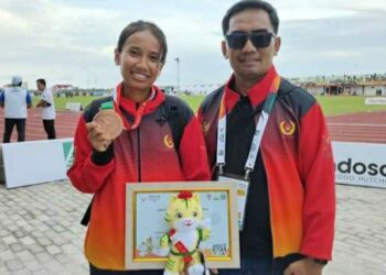 Pelari Putri Sumbar Gifty Virgio Reagusta Raih Perunggu Atletik Nomor Lari 5000 meter