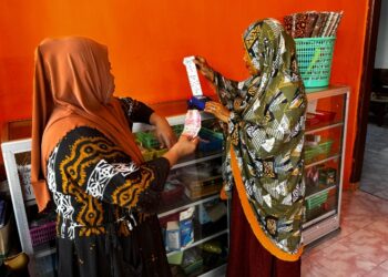 Mengenal AgenBRILink “Mariyati Daeng Ngintang”, Pahlawan Inklusi Keuangan dari Pulau Lae-lae Makassar