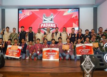Kompetisi ESport Series Piala Wali Kota Padang 2024 Berakhir, SMAN 13 dan SMAN 1 Tampil sebagai Juara