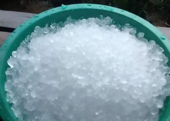 Ini Penjelasan BMKG Terkait Penyebab Terjadinya Hujan Es di Talang Babungo Solok